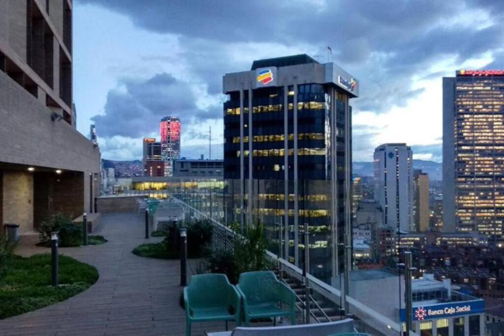 Acogedor Loft En Centro Internacional De Bogota Apartman Kültér fotó