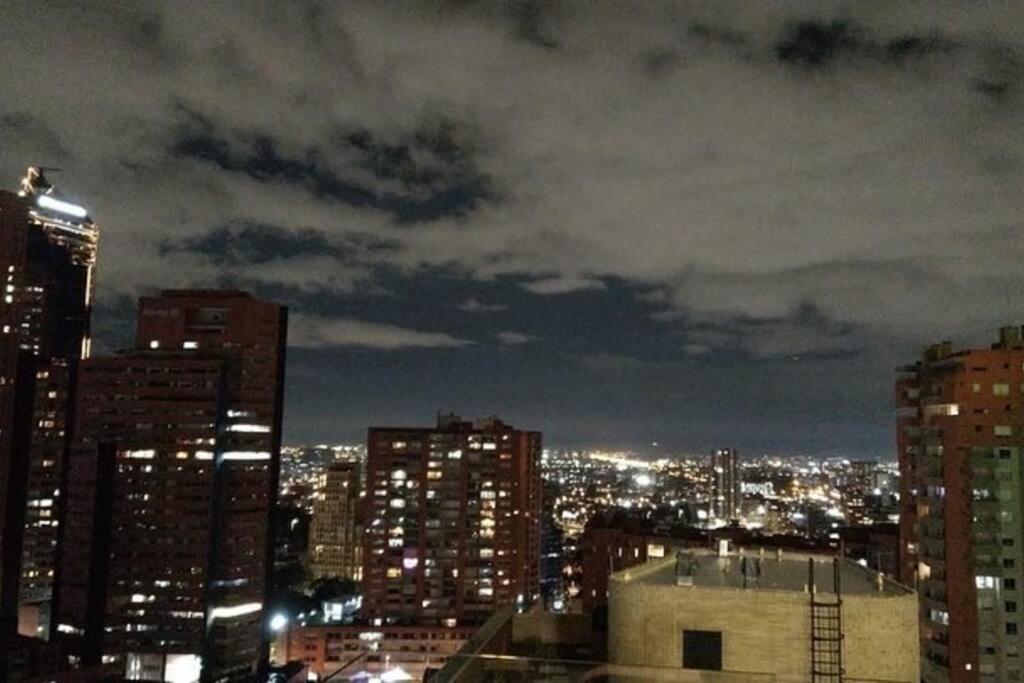 Acogedor Loft En Centro Internacional De Bogota Apartman Kültér fotó